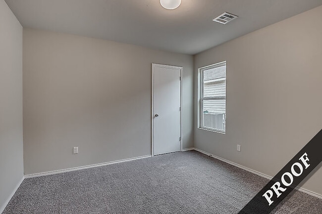 Building Photo - 7641 Leichter Ave