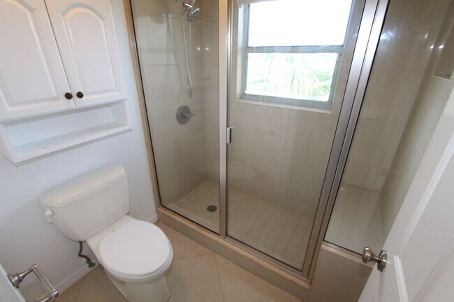 Building Photo - 451 Hamptoncrest Cir