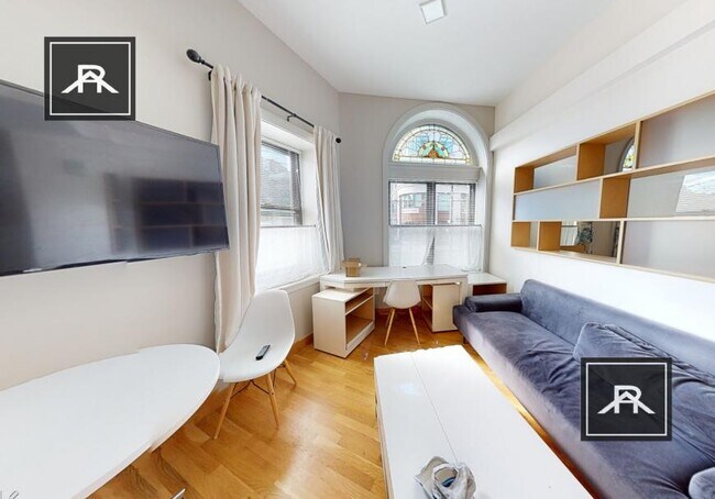 Building Photo - 1 bedroom in Cambridge MA 02138