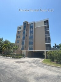 Building Photo - 960 Starkey Rd