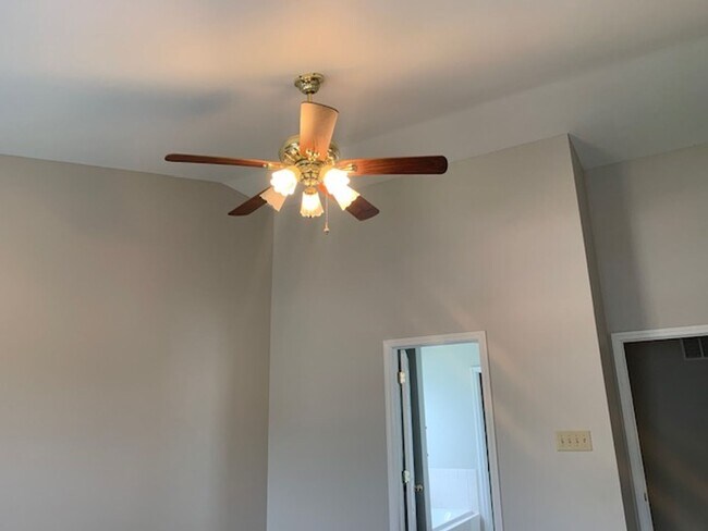 Building Photo - Canterfield Ranch Home      250721