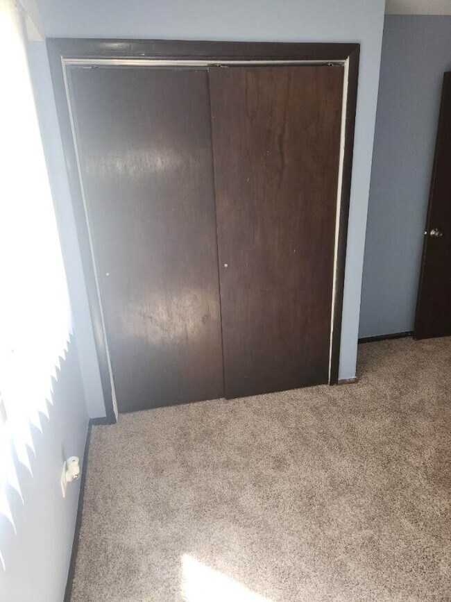 Building Photo - 1881 Michigan City Rd