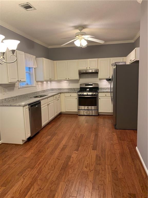 Building Photo - 1172 Rhyne Chase