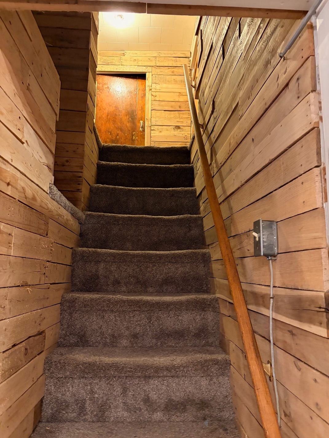 Building Photo - 2644 E Sherman Hollow Rd