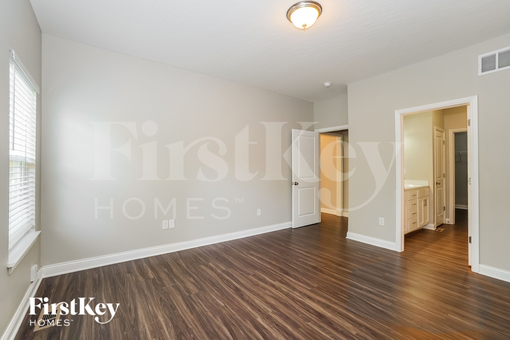 Building Photo - 1924 Ream Dr