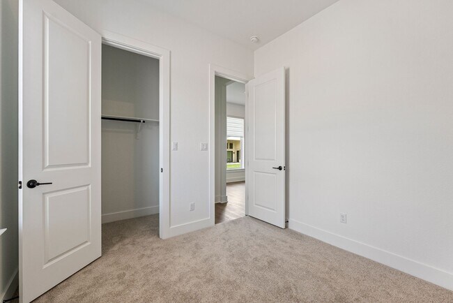 Building Photo - Spacious Two-Story Stunner in Leander