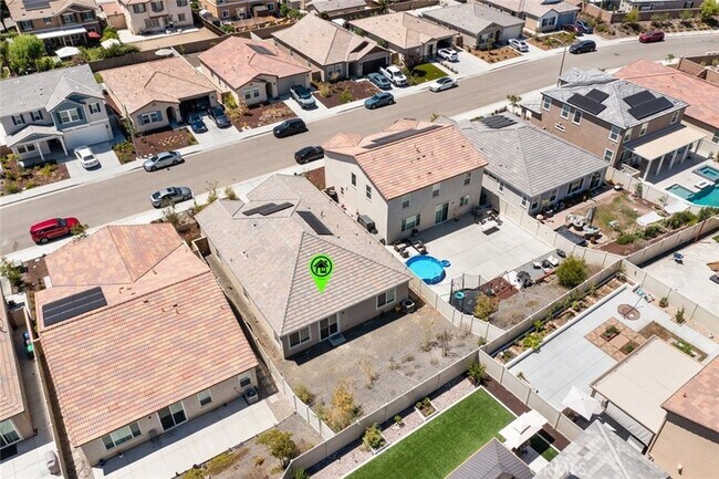 Building Photo - 41510 Red Car Dr