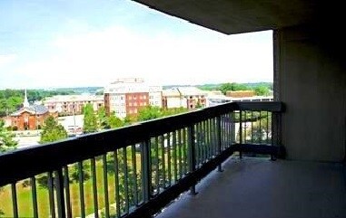 Primary Photo - 3701 S George Mason Dr