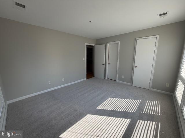 Building Photo - 3175 Summit Square Dr