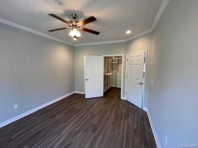 Building Photo - 310 Centre Ct