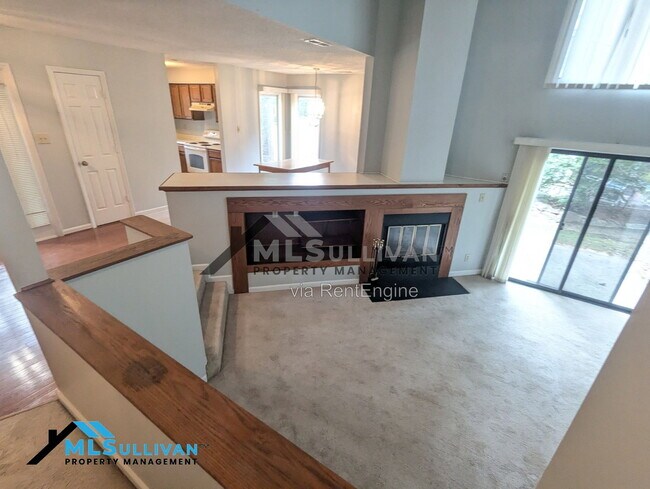 Building Photo - 4320 Beechnut Ln