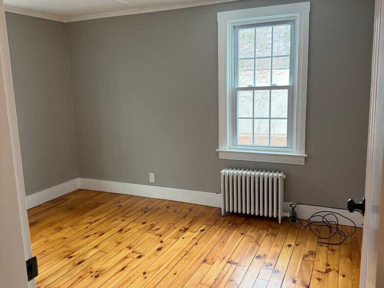 Building Photo - 84 Milton Rd