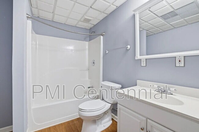 Building Photo - 120 Creekside Park Dr