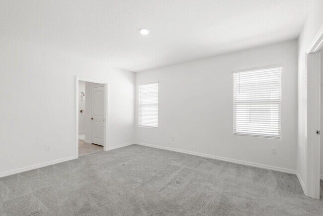 Building Photo - LIKE3 NEW Home For Rent in Avalon Park West!