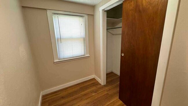 Building Photo - 9 Couture Rd