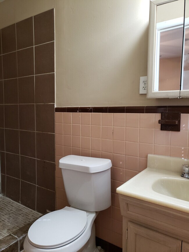 Building Photo - All On One Level - Sylvan Hills Ranch