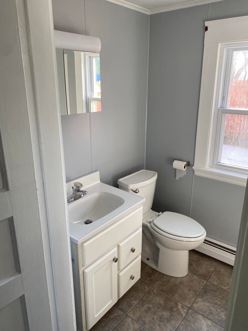 Bethroom - 25 Monument St