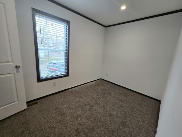 Building Photo - 128 115th Ln NE