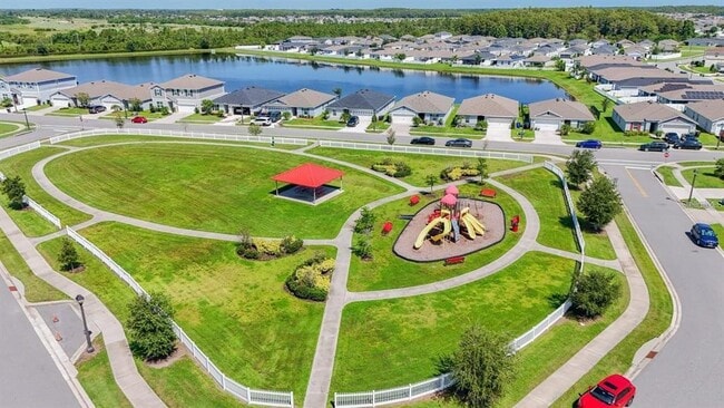 Building Photo - 3028 Lakes Crest Ave