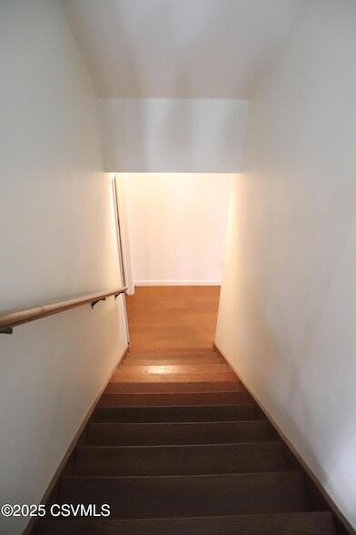 Building Photo - 108 Hawk Ridge Rd