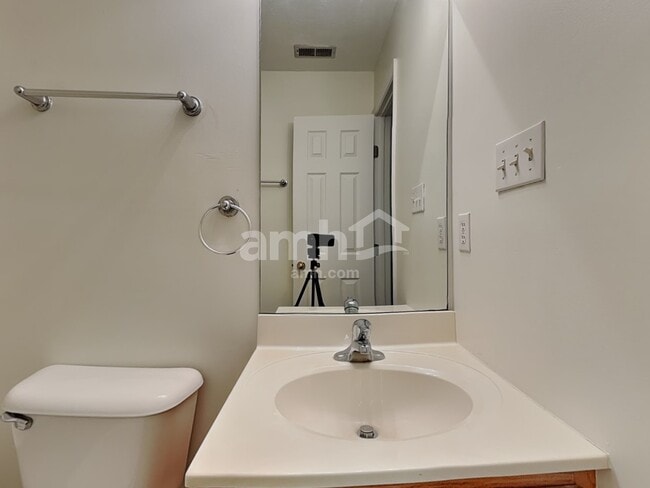 Building Photo - 8617 Rayworth Trl