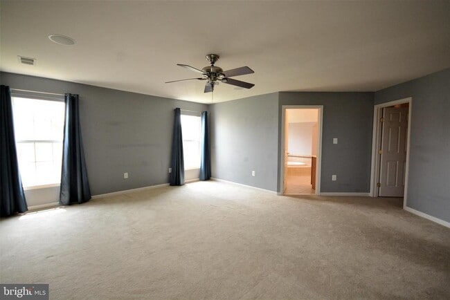 Building Photo - 120 Galyn Dr