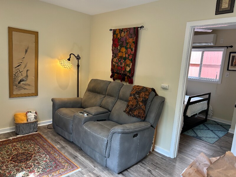 Building Photo - 4166 Jasmine Ave