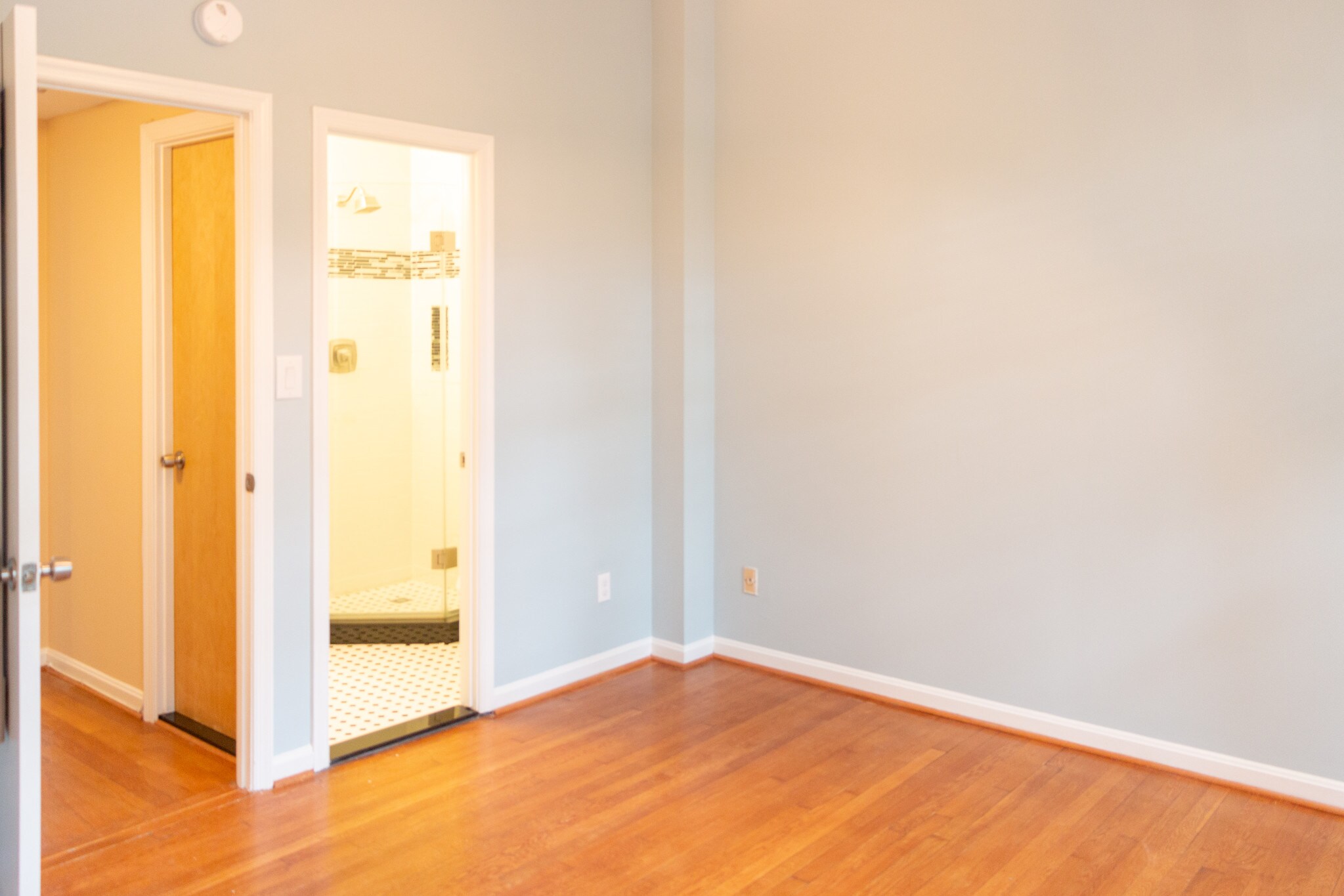 Building Photo - 1930 New Hampshire Ave NW