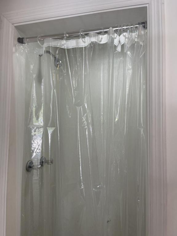 Building Photo - 545 Farrell St - B