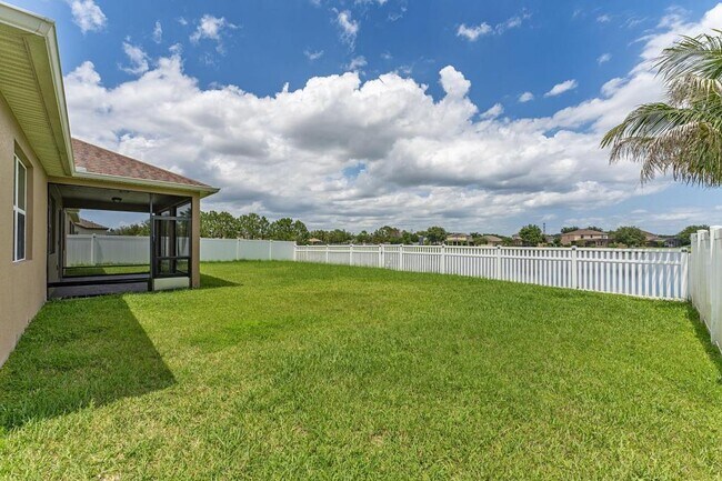 Building Photo - 12845 Sawgrass Pine Cir