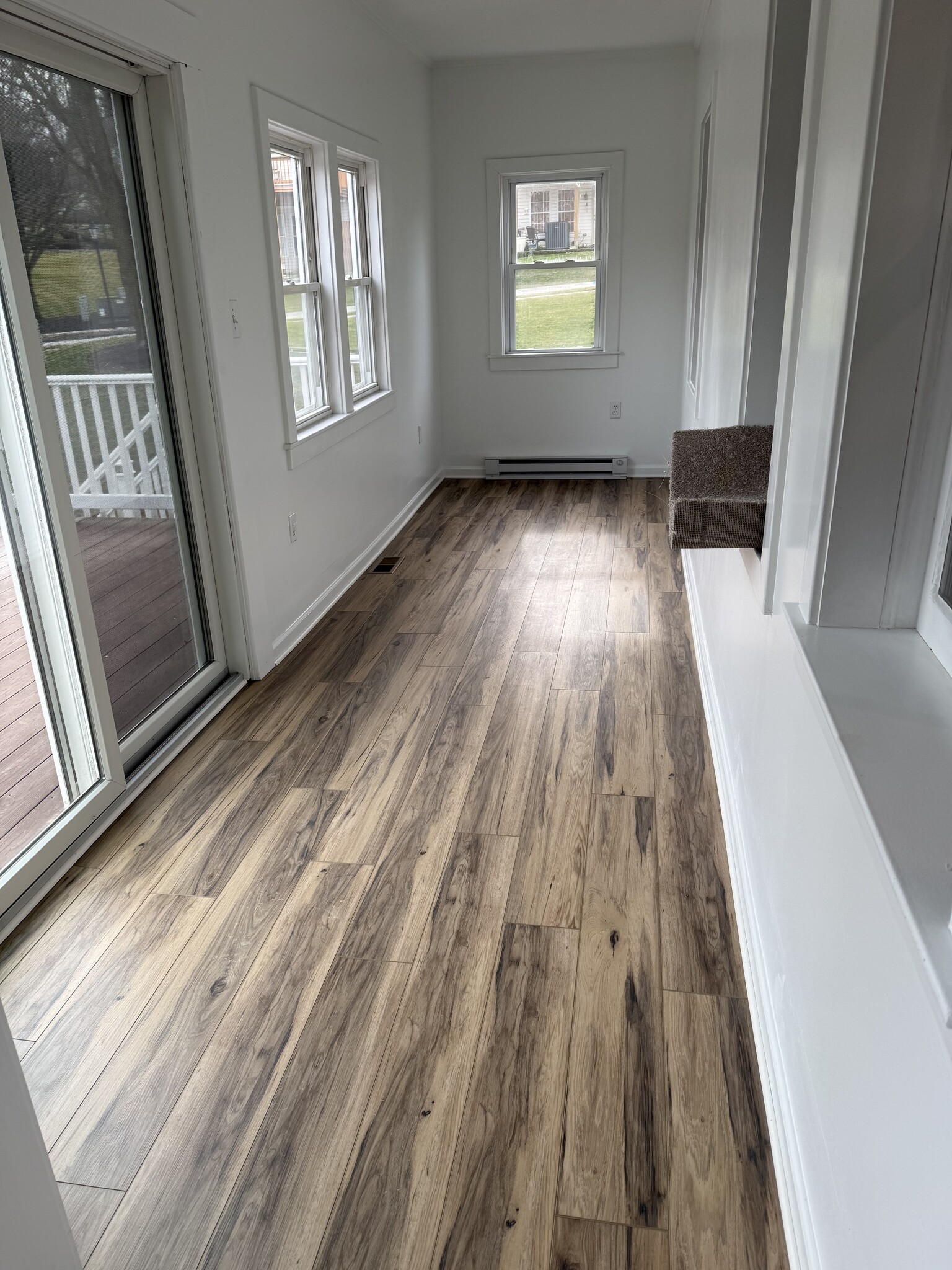 Building Photo - 7350 Seneca Ridge Dr