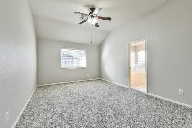 Building Photo - 15203 Green Whisper Dr