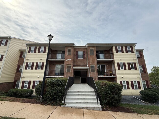 Building Photo - 14807 Rydell Rd