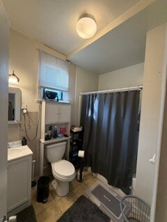 Bathroom - 3313 Ward St