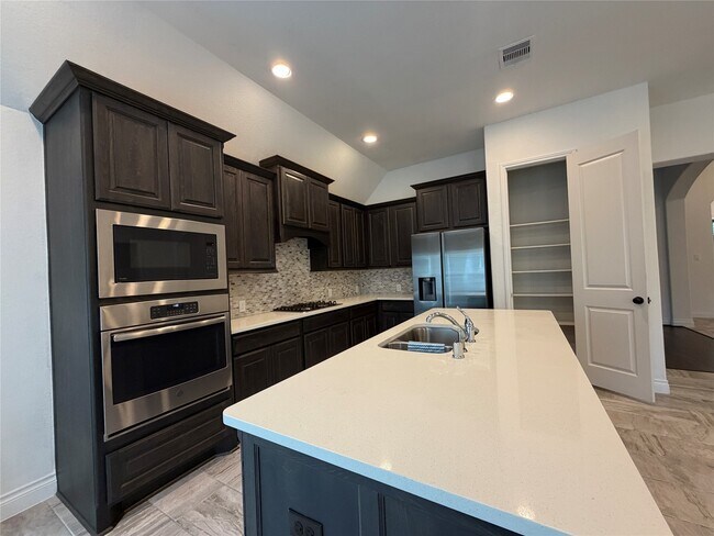 Building Photo - 3319 Sky Run Ct