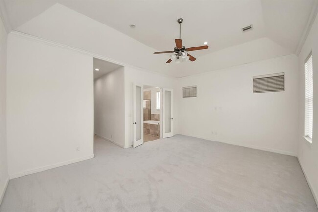 Building Photo - 5809 Kiam St
