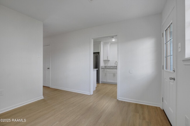 Building Photo - 109 Courtney Dr