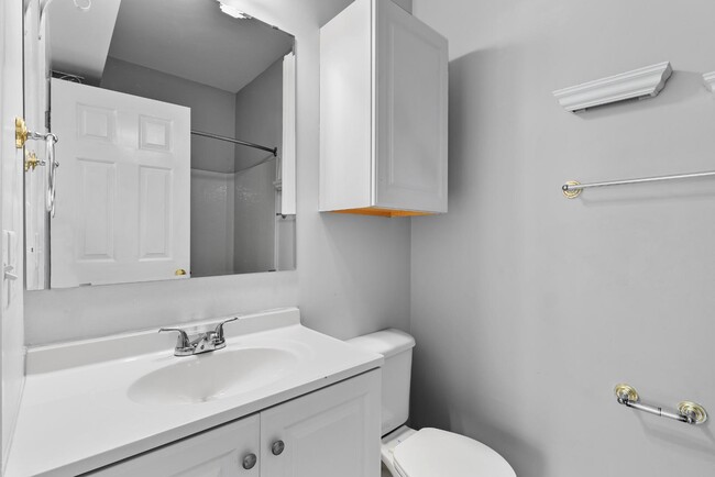 Building Photo - 5419 Magnolia Park Cir