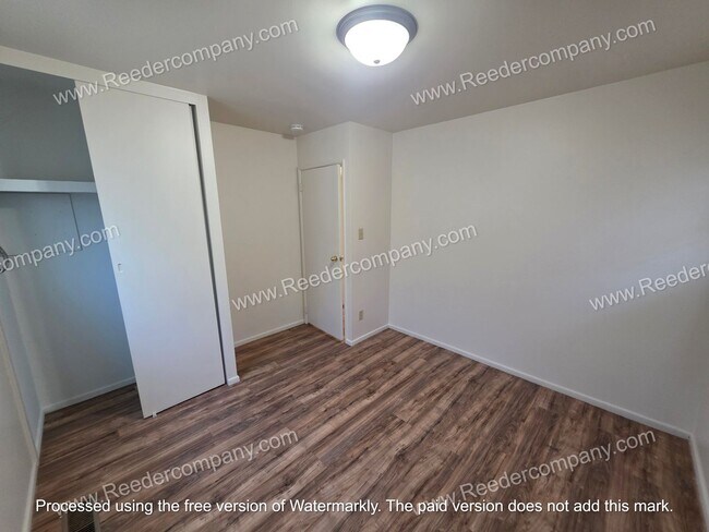 Building Photo - Newly updated 3 bedroom 1 bathroom house