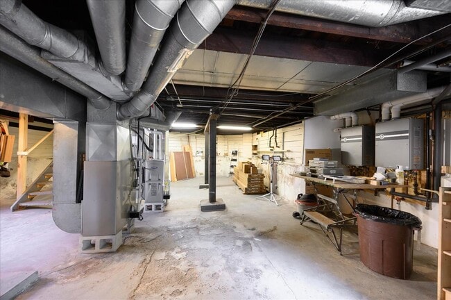 Building Photo - 614 Euclid Ave