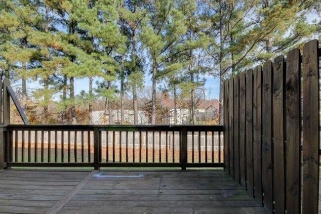 Building Photo - 2107 Ringgold Ct