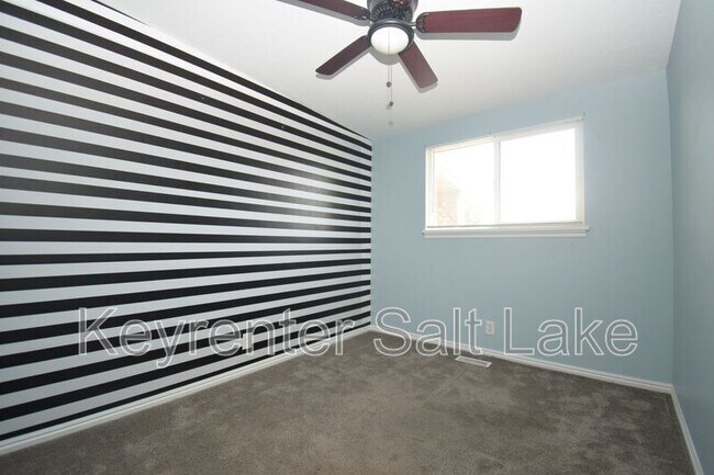 Building Photo - 3215 S 4400 W