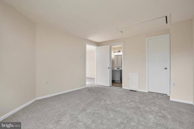 Building Photo - 4324 Pembrook Village Dr