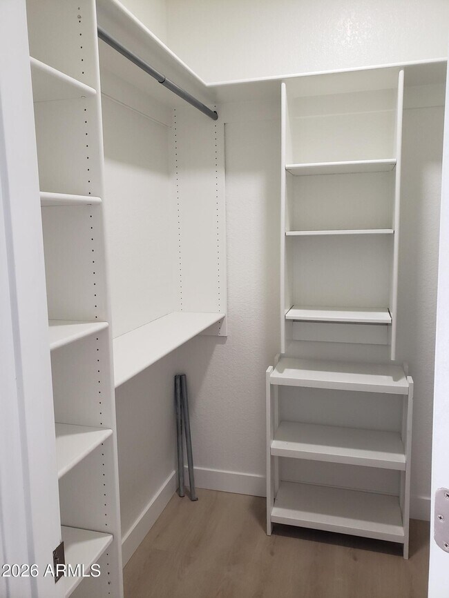 Building Photo - 5757 W Eugie Ave