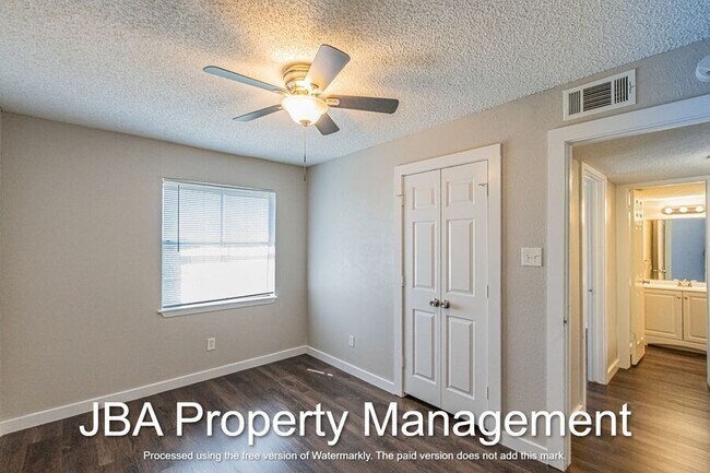 Building Photo - 1776 Farleigh Ct