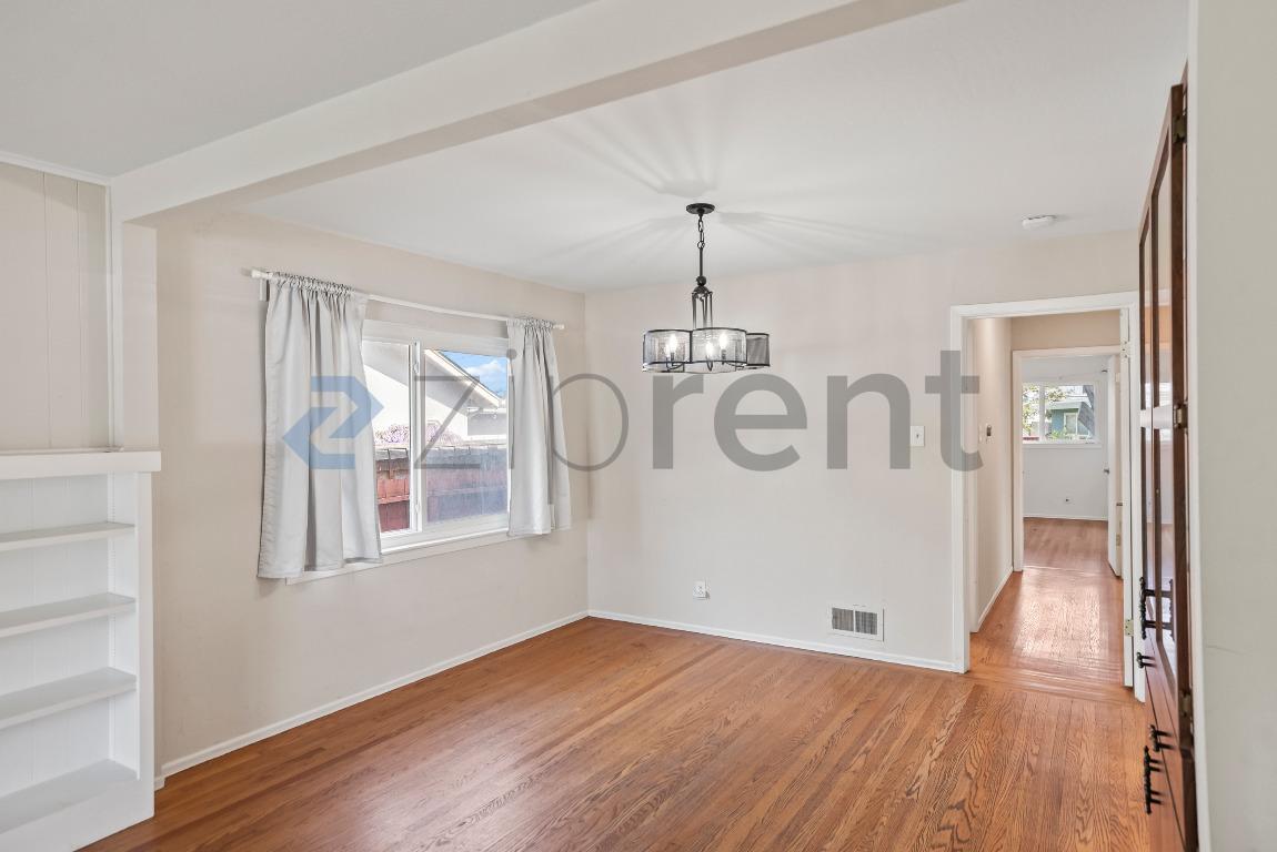 Building Photo - 1170 Glenview Dr