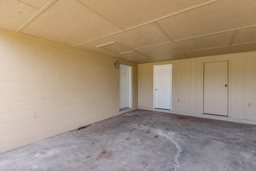 Building Photo - 1611 Florence Ave