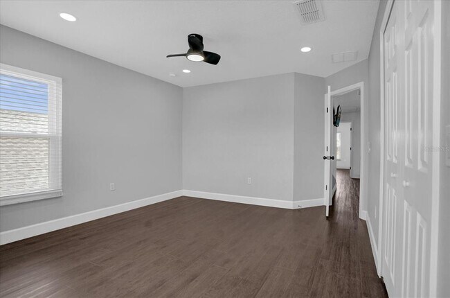 Building Photo - 2806 Moultrie Creek Dr