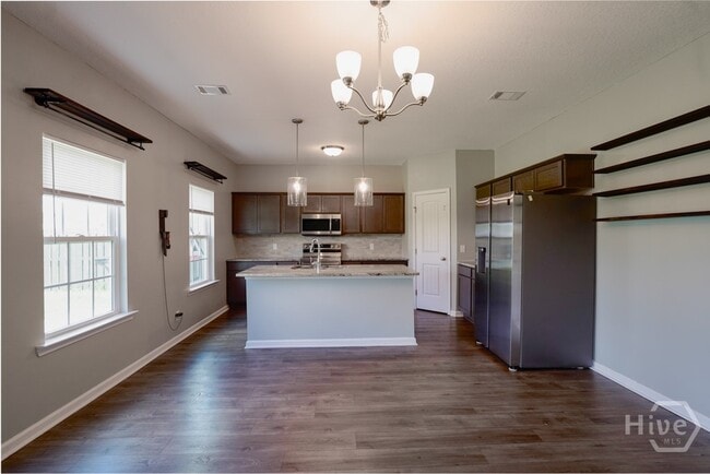 Building Photo - 24 Daylily Ct