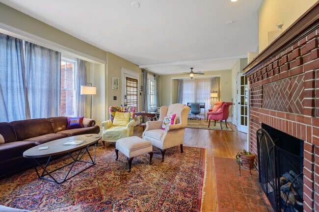 Living room - 1608 Fayetteville St